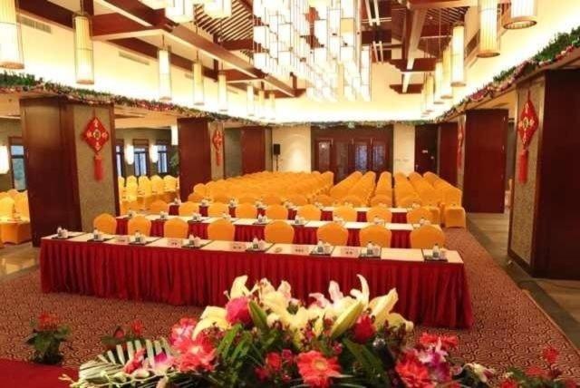 Suzhou Hanyuan Yacht&Resort Hotel Exterior foto